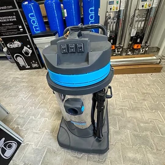 Професионална тримоторна прахосмукачка 3х1000W