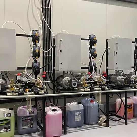 Инверторно оборудване за автомивка на самообслужване / инвертор / турбо пяна/ 2