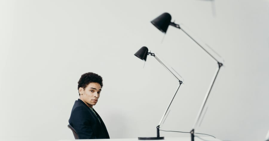 How to Recognize If the Agency Handling Your Admission Abroad Is a Scam