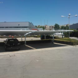 Diagonal distant view of the membrane canopy at Dominov Konsumativ’s parking area in Plovdiv.