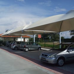 Side diagonal view of modular parking canopy at Uva Nestum winery, Gotse Delchev