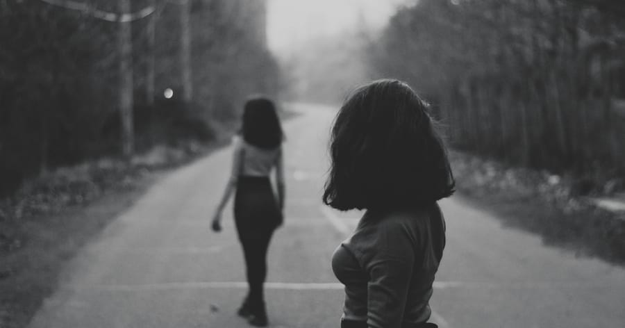 Защо завистта към нас често е свързана с нашата лична история