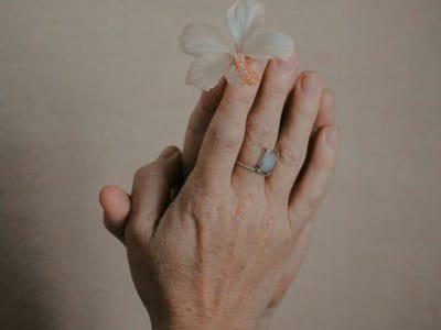 Вярата, етиката и самоетиката – ключове към удовлетворен и смислен живот