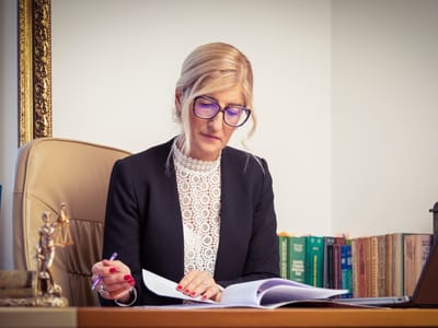 Добър адвокат по семейно право в Пловдив | Кога е време да потърсите защита?