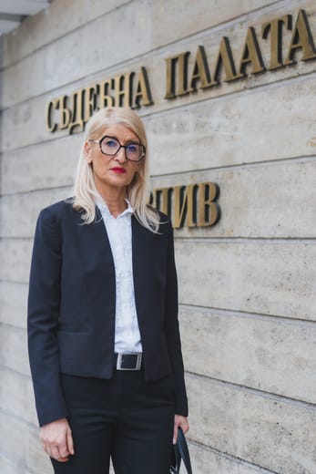 Процесуално представителство от адвокат Цветелина Трайкова в Пловдив"