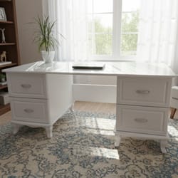 Луксозно бюро с чекмеджета на крака по поръчка po porachka Luksozno bjuro s chekmedzheta na kraka