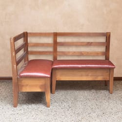 ъглова пейка за тесни кухни