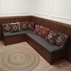 пейка с възглавници по поръчка