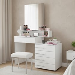 Бяла тоалетка по поръчка