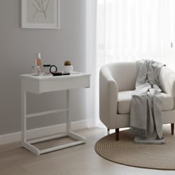 Малка тоалетка по поръчка