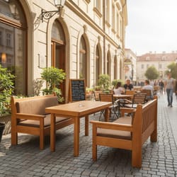 Комплект маса и тапицирани пейки по поръчка