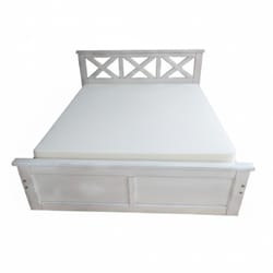 Състарена спалня в стил прованс