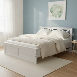 Състарена спалня в стил прованс