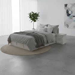 Бяла състарена спалня по поръчка