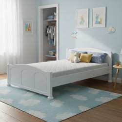 спални от MDF и дърво комбинация