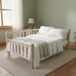 Рустик спалня ръчна изработка от необработен масив