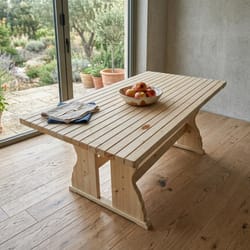  трапезни маси с голям плот от масив