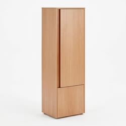 Малък еднокрилен гардероб по поръчка