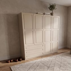 Големи гардероби по поръчка мдф