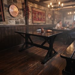 изработка на маси от Масив Чам